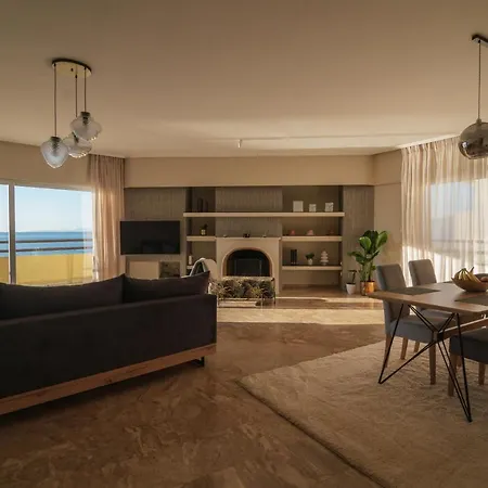 דירה Sea Front Luxury פאטרה